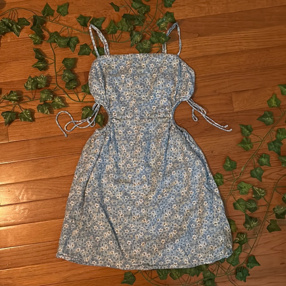 Abercrombie:  floral blue mini dress !!